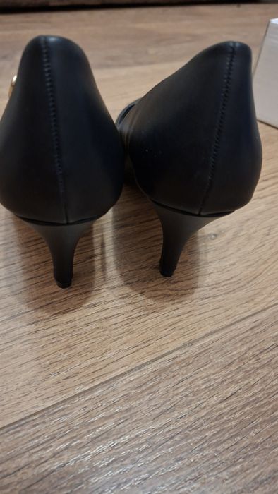 Szpilki nowe czarne