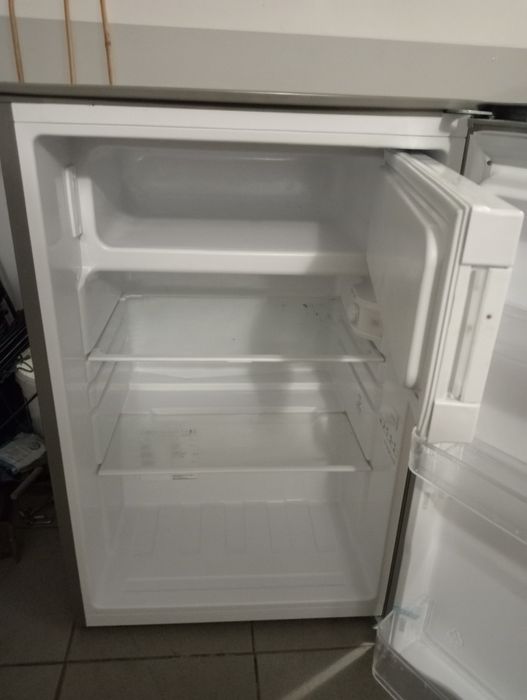 Lodówka wolnostojąca srebrna Candy