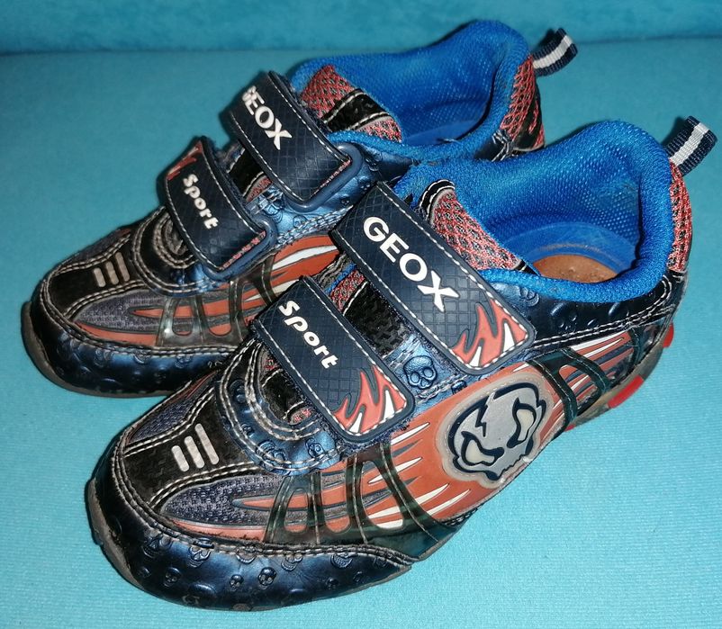 Geox 28 sportowe buty dla chłopca na rzepy