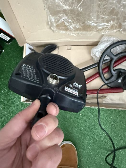 Металошукач Minelab X-Terra 305. Металлоискатель