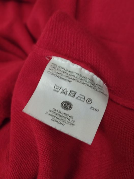 Czerwony sweter damski C&A L na święta i zimę