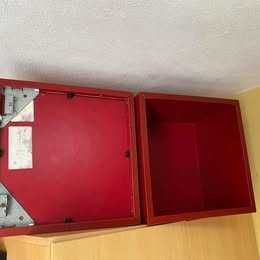 2 módulos IKEA vermelhos - cubos quadrados de parede ou arrumação