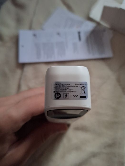 Термометр инфракрасный новый