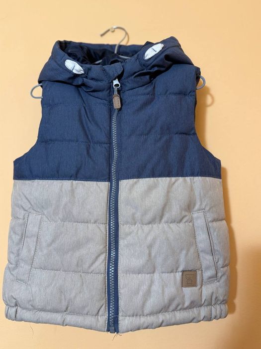 Безрукавка на хлопчика 98 р