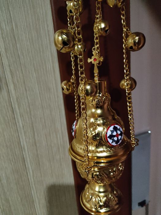 Церковная утварь для алтаря.