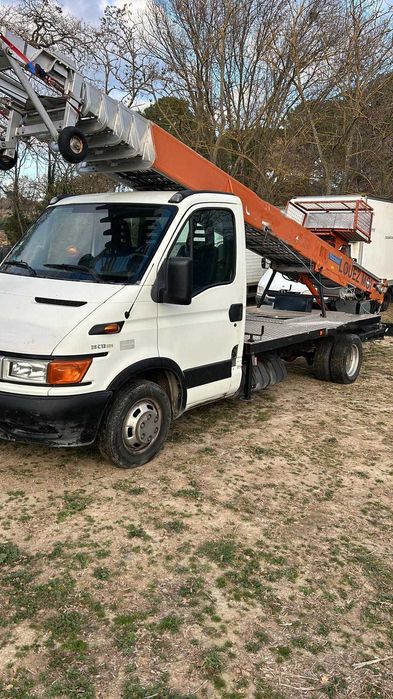 Troco/ Vendo Plataf. Elevador Exterior Monta Cargas/ Moveis vertical