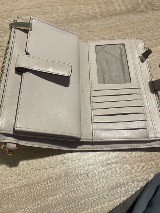 Кошелек Michael Kors.