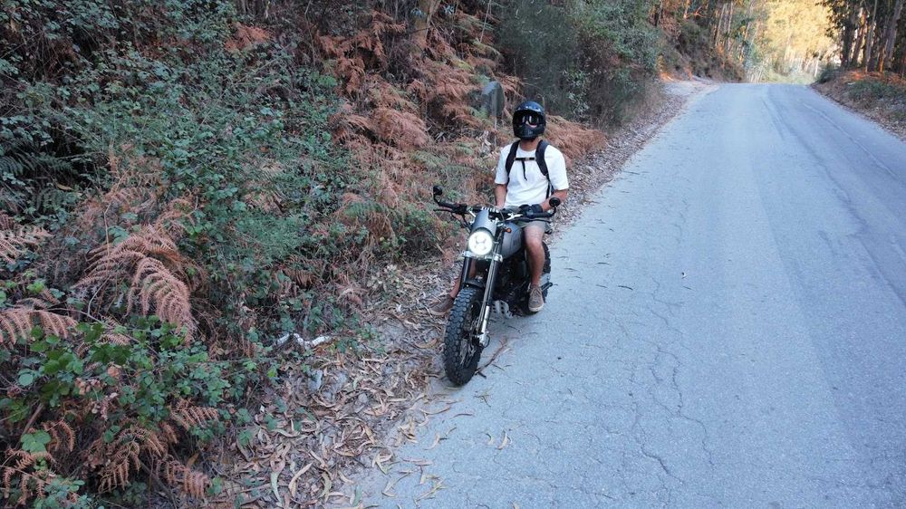 Bullit Hero 125