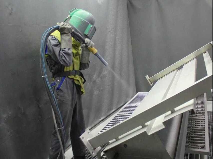 Піскоструйна очистка металевих виробів Очистка металу Піскоструй