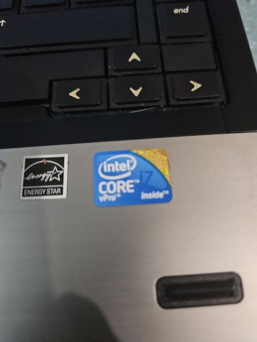 HP Elitebock 8440p i7-M620.4gb DDR3.ssd 120gb .