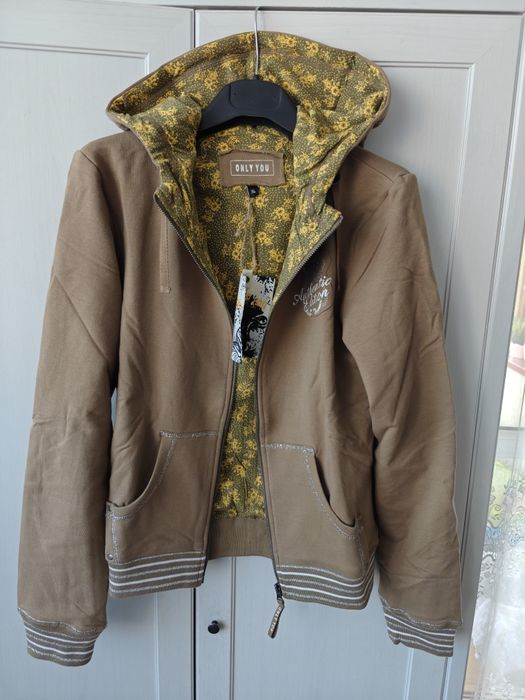 Beżowa bluza z kapturem i podszewką w kwiaty only xl