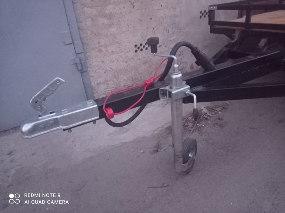 Прицеп новий 3/2  м