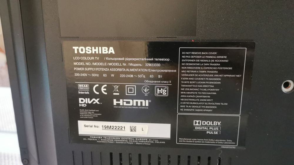 TV Toshiba 32" 32 polegadas avariada