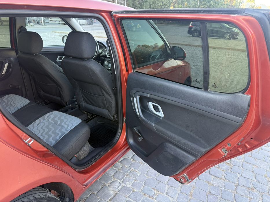 Продам Skoda Fabia 2 1.2 газ/бензин