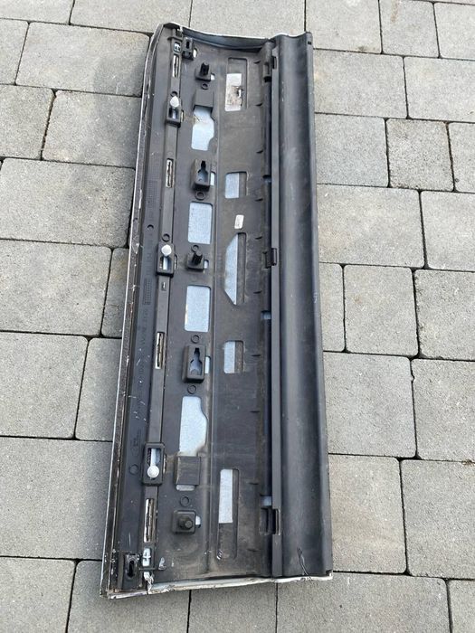 Volkswagen touareg 3 накладка задньої дверки 760854950a