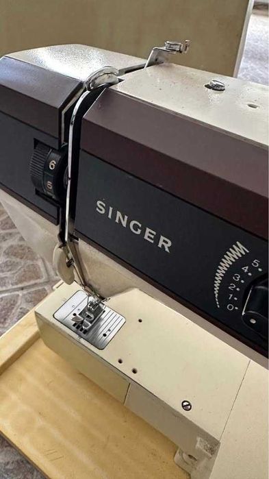 Máquina de Costura Singer Vintage Funcional