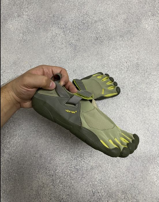 Vibram FiveFingers  жіночі кросівки 5 пальців спортивні