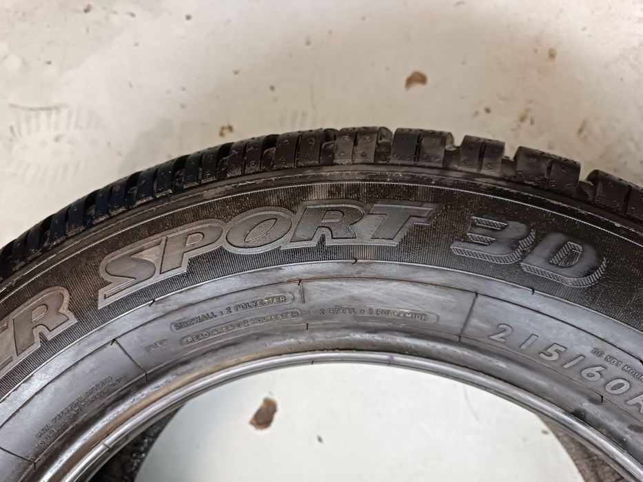 215/60R16 Dunlop SP Winter Sport 3 D