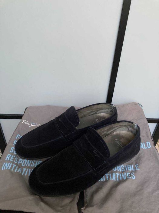 Лофери Ferragamo