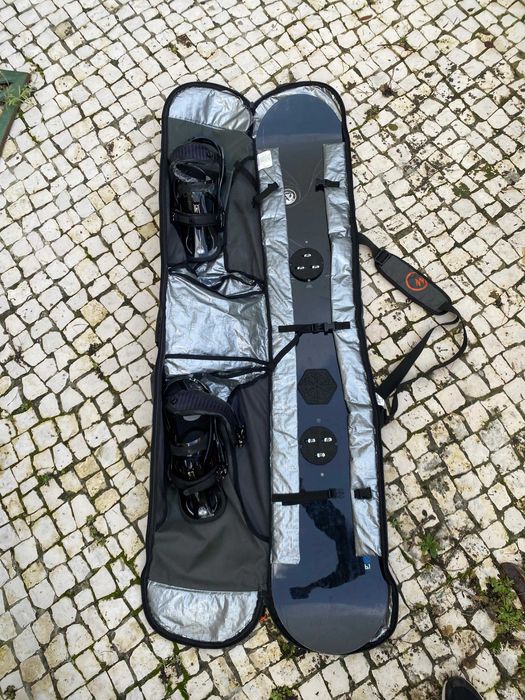 Prancha de Snowboard Burton Air 2007 com fixadores e bolsa
