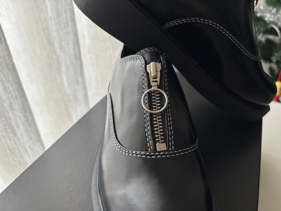 Sapatos Cop Copine pretos em pele com fecho – Novos – 36