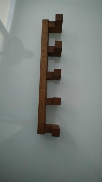 Cabide IKEA montagem em parede