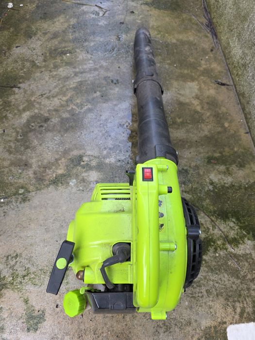 Conjunto de máquinas para  jardinagem - Vito