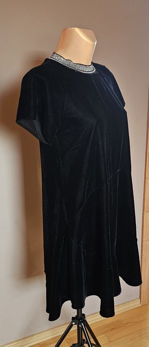 Zamszowa sukienka Imperial