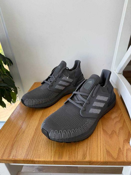 ОРИГІНАЛ 100% Adidas Ultra Boost 20 Triple | EG0701 кросівки 46 р