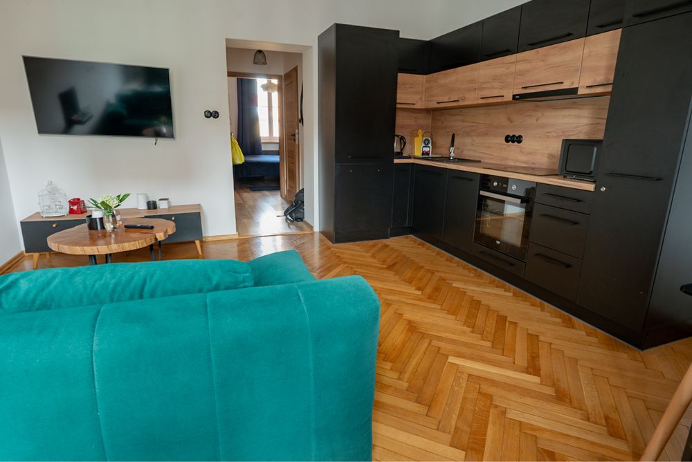 Rynek -apartament z widokiem 35 m/ 3 pietro