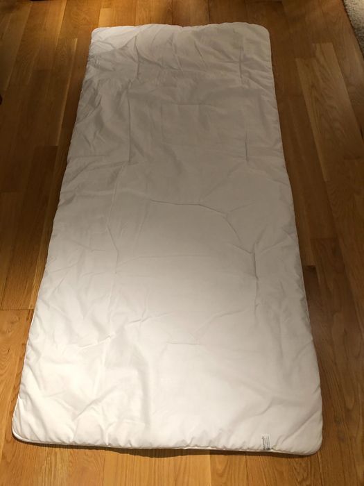 Vendo saco de dormir completo para cama/beliche de 0,90cm de menina.