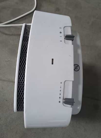 Ogrzewacz wentylatorowy AEG HS 207, 1.8 kW grzejnik piecyk mały ładny