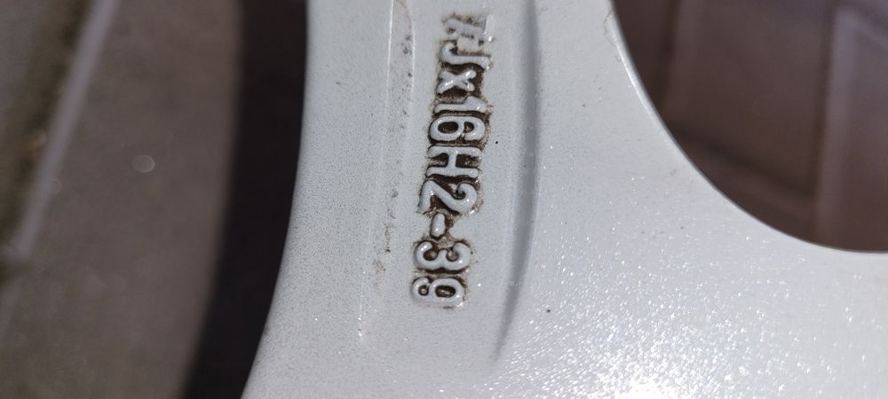 Oryginalne felgi aluminiowe  Alfa Romeo  Mito