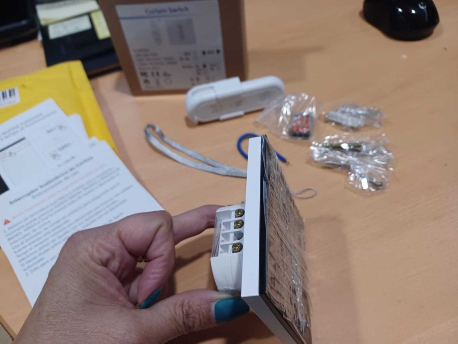 Interruptor de motor de estore ou cortina Wifi inteligente Tuya