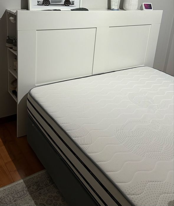 Cabeceira + Estrutura de cama