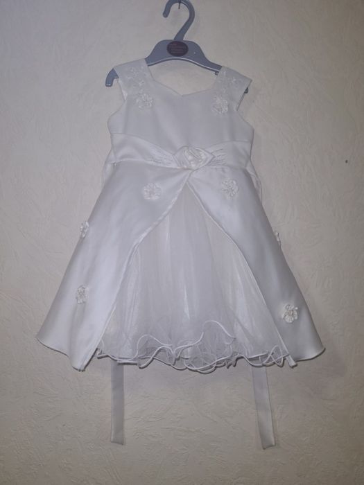 Нарядное бальное платье белое розовое 9-18 месяцев