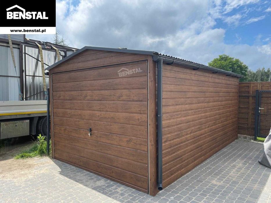 Garaż Blaszany 3×5 Dwuspadowy Drewnopodobny BTX Orzech