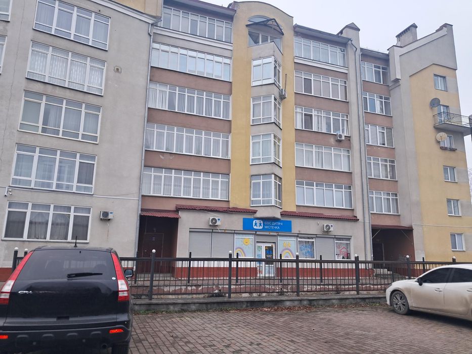 Продам 3 кімнатну квартиру