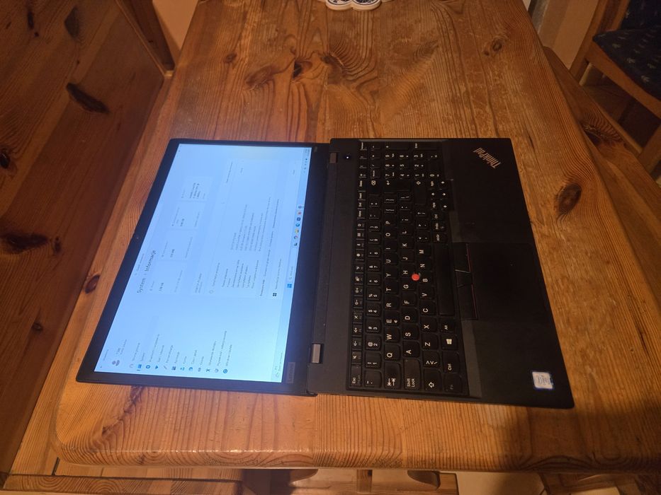 Thinkpad t590 i7 8665u 8gb
