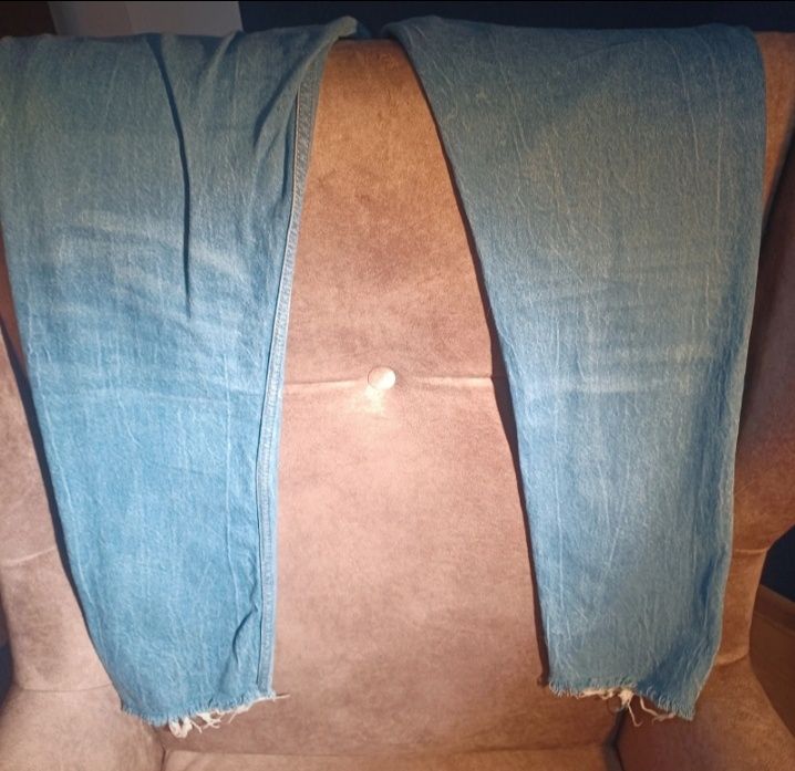 Spodnie jeansowe Bershka rozmiar M