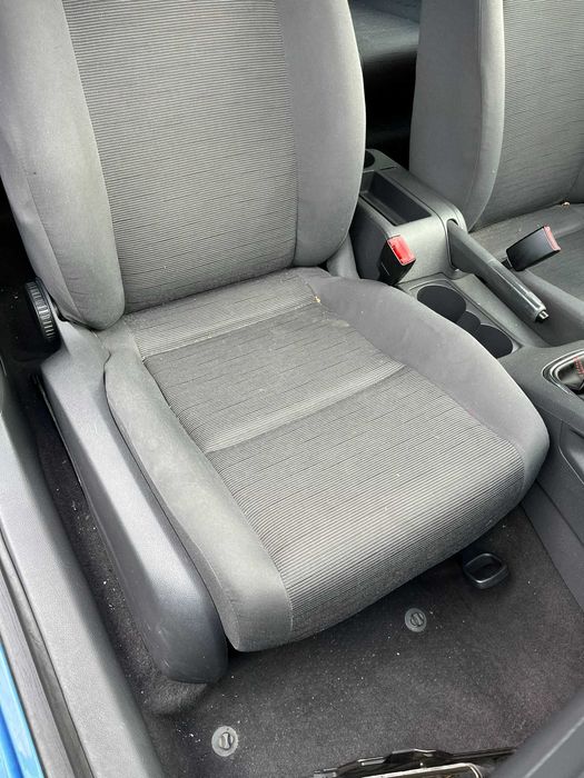 fotel fotele przód lewy prawy kierowcy pasażera kanapa siedzisko oparcie tył vw golf v 5 1k0 2003 -2009 hatchback 5 drzwi