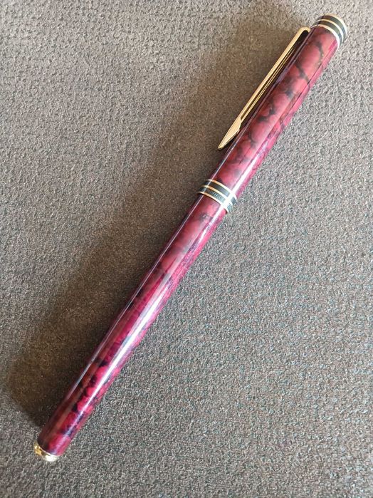 Caneta Waterman Rollerball vermelha e dourada