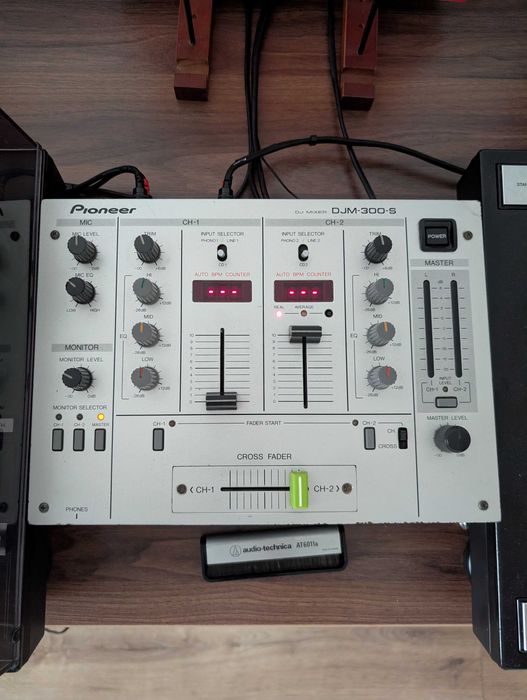 DJ мікшер Pioneer DJM-300-S