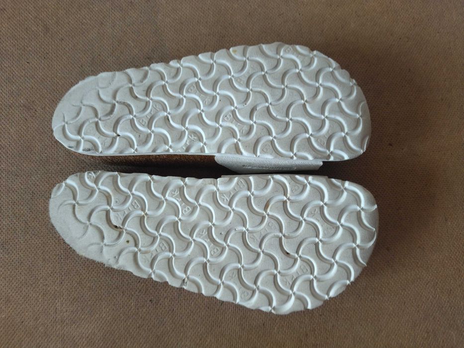 Продам жіночі шльопанці сандалі Birkenstock,
