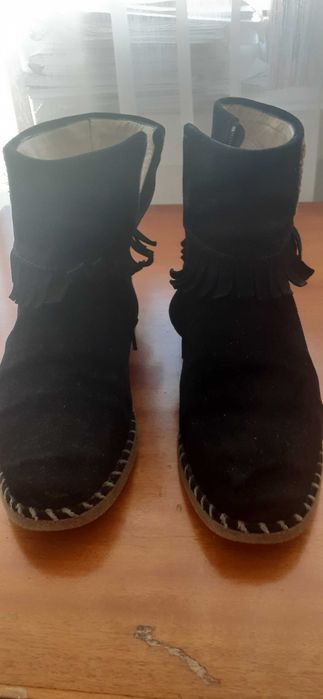 Botins azul marinho, a MODA está aí. Aproveite.