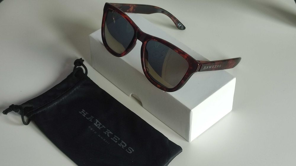 Óculos de sol Hawkers Carey - Vegas Gold One (como novo)