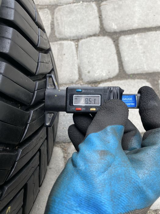 215/70 R15c Michelin CrossClimate