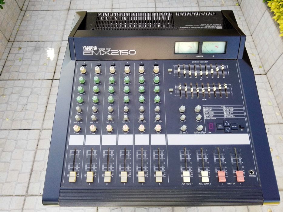 Mesa amplificada yamaha enorme qualidade