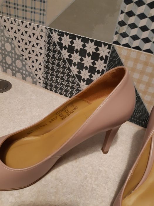 Szpilki rylko pudrowy róż