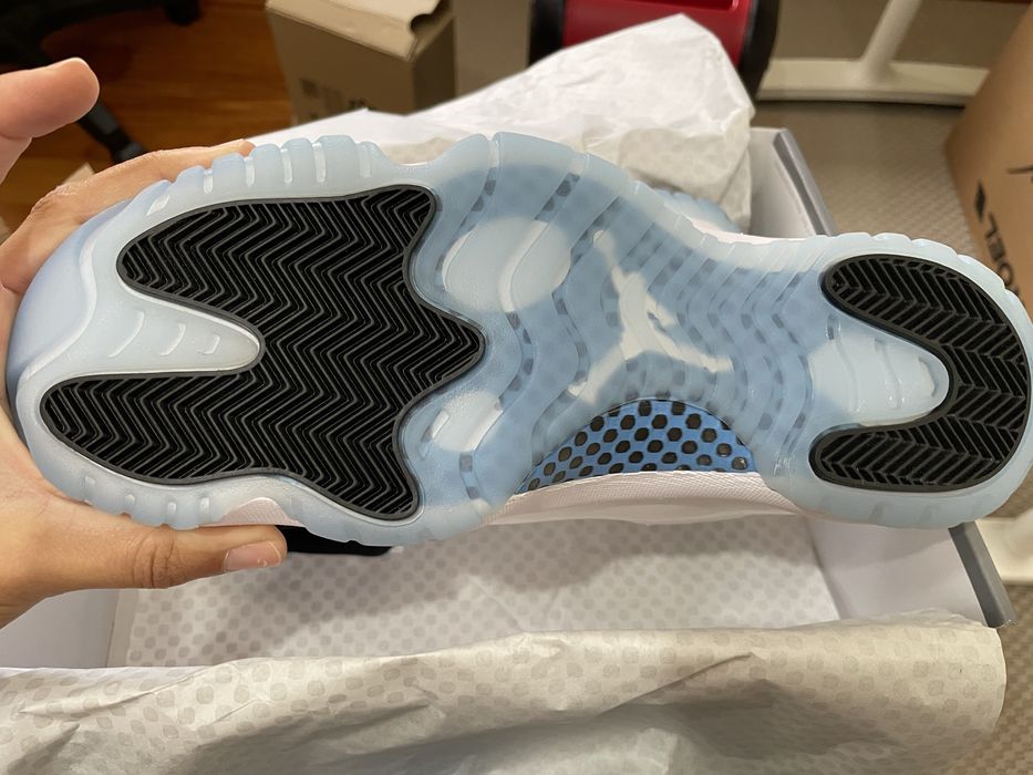 Jordan 11 Blue Legend